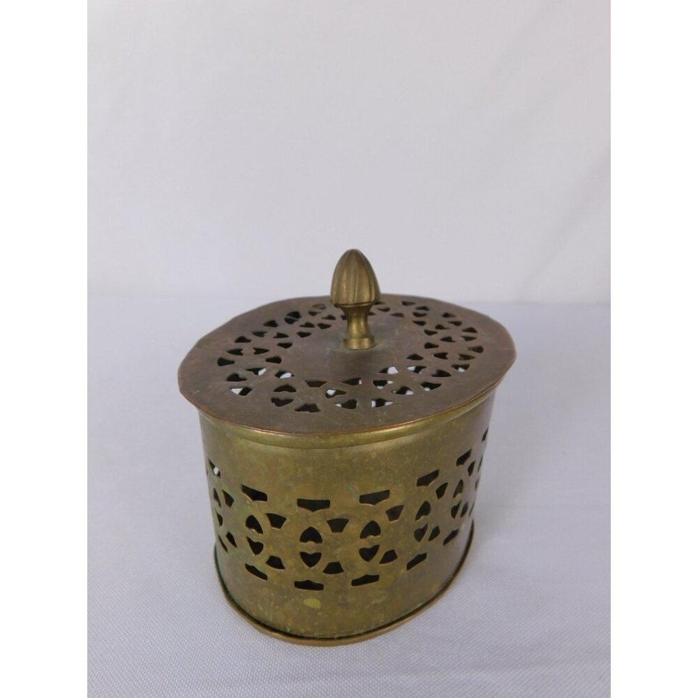 Vintage Brass Pierced Round Candle Holder Lidded Patina Made In India Decor - Picture 4 of 10